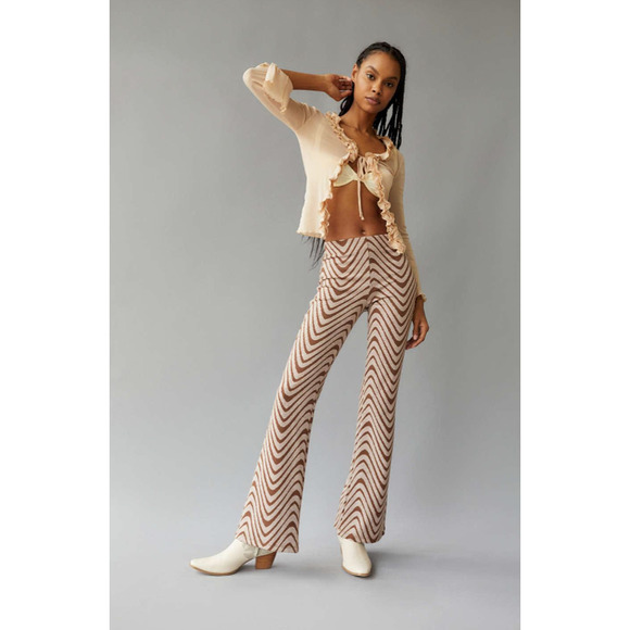 Urban Outfitters UO Bryn Pull-On Flare Soft Pants in Brown - Picture 4 of 16